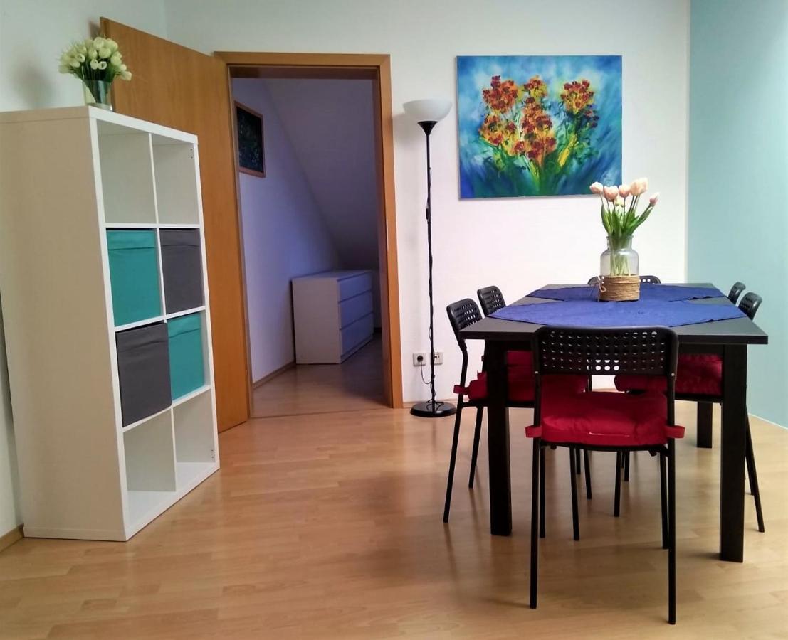 Gaestewohnung 4-Raum Wohnung Fuer 2-8 Personen Цвікау Екстер'єр фото